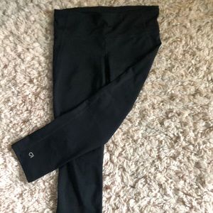 gap fit capri leggings